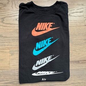 Nike Tee. XL Youth.